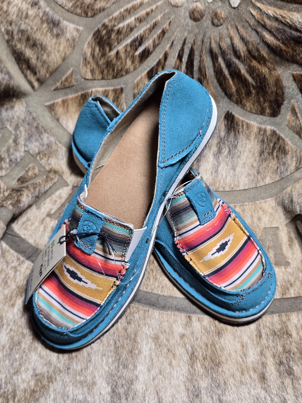 New Ariat Women's 9.5 Teal Serape Cruiser